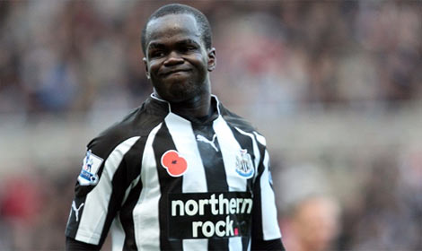 Cheik Tioté takes a breather against Arsenal.