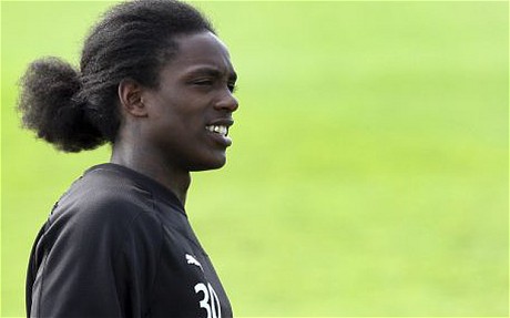 Nile Ranger smiles on in training at NUFC