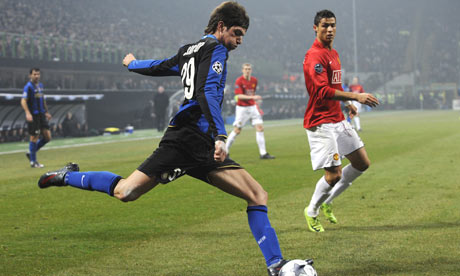 Davide Santon in action for Inter Milan against Manchester United