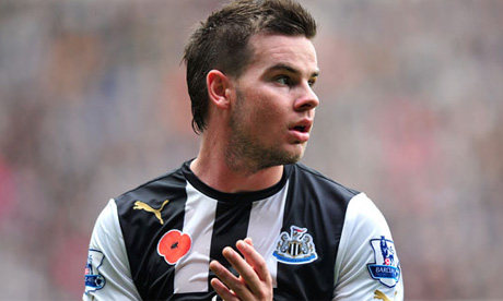 Danny Guthrie in action for Newcastle United at St.James' Park in 2011