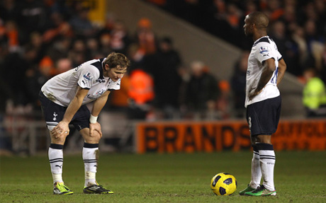 Jermain Defoe & Roman Pavlyuchenko get ready to tip off away at Blackpool