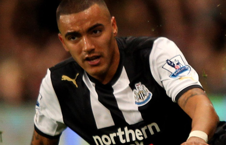 Danny Simpson in action for Newcastle United against Fulham