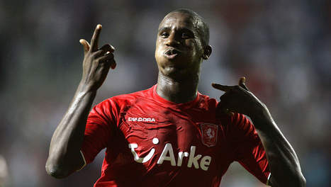 Douglas in action for FC Twente in a Europa League tie against Fulham