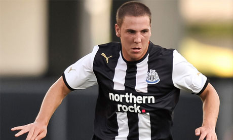 Dan Gosling in action for Newcastle United in America