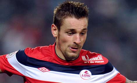 Mathieu Debuchy in action for Lille