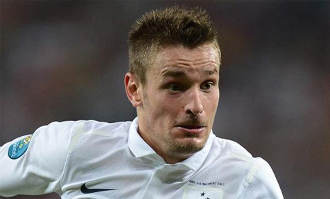 Mathieu Debuchy in action for France