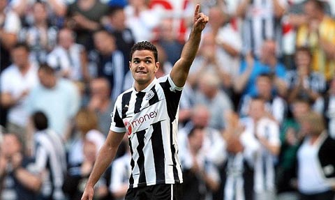 Hatem Ben Arfa celebrates after scoring a wonder goal against Villa