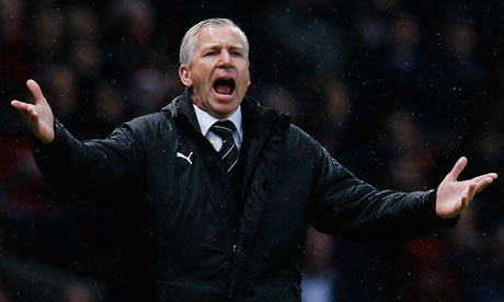 Alan Pardew on the touchline at Old Trafford