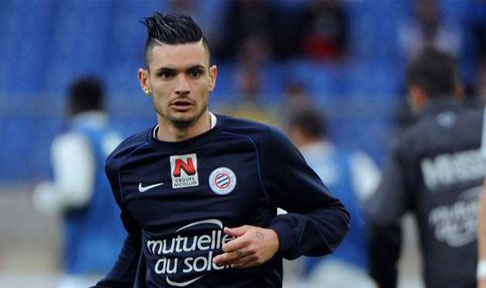 Rémy Cabella warms-up for Montpellier ahead of a Ligue 1 tie