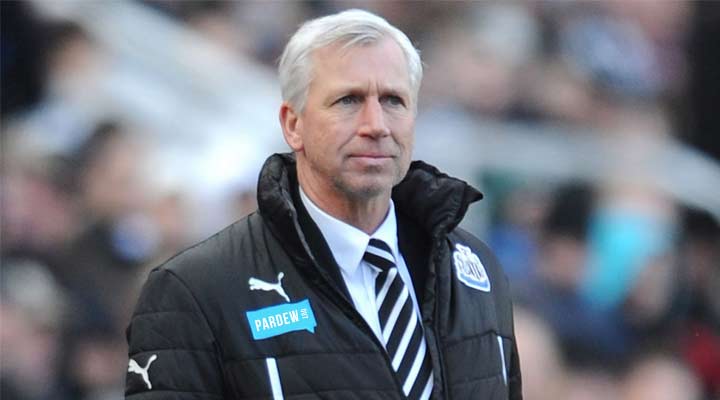 Alan Pardew grimly watches Newcastle fall to Southampton