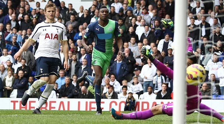 Sammy Ameobi scores Newcastle's equaliser against Spurs at White Hart Lane